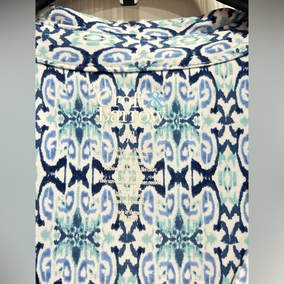 Croft & Barrow Women’s XL Shirred Shoulder Popover Shirt Blouse Blue Pattern - Picture 3 of 4